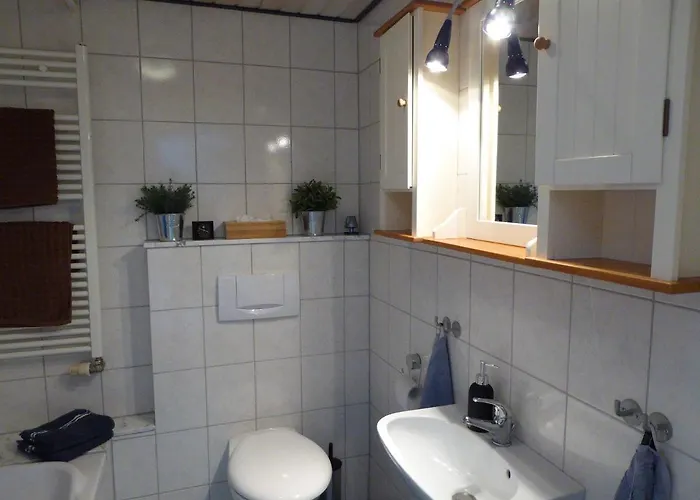 Werners Doppelzimmer בית אירוח Insul